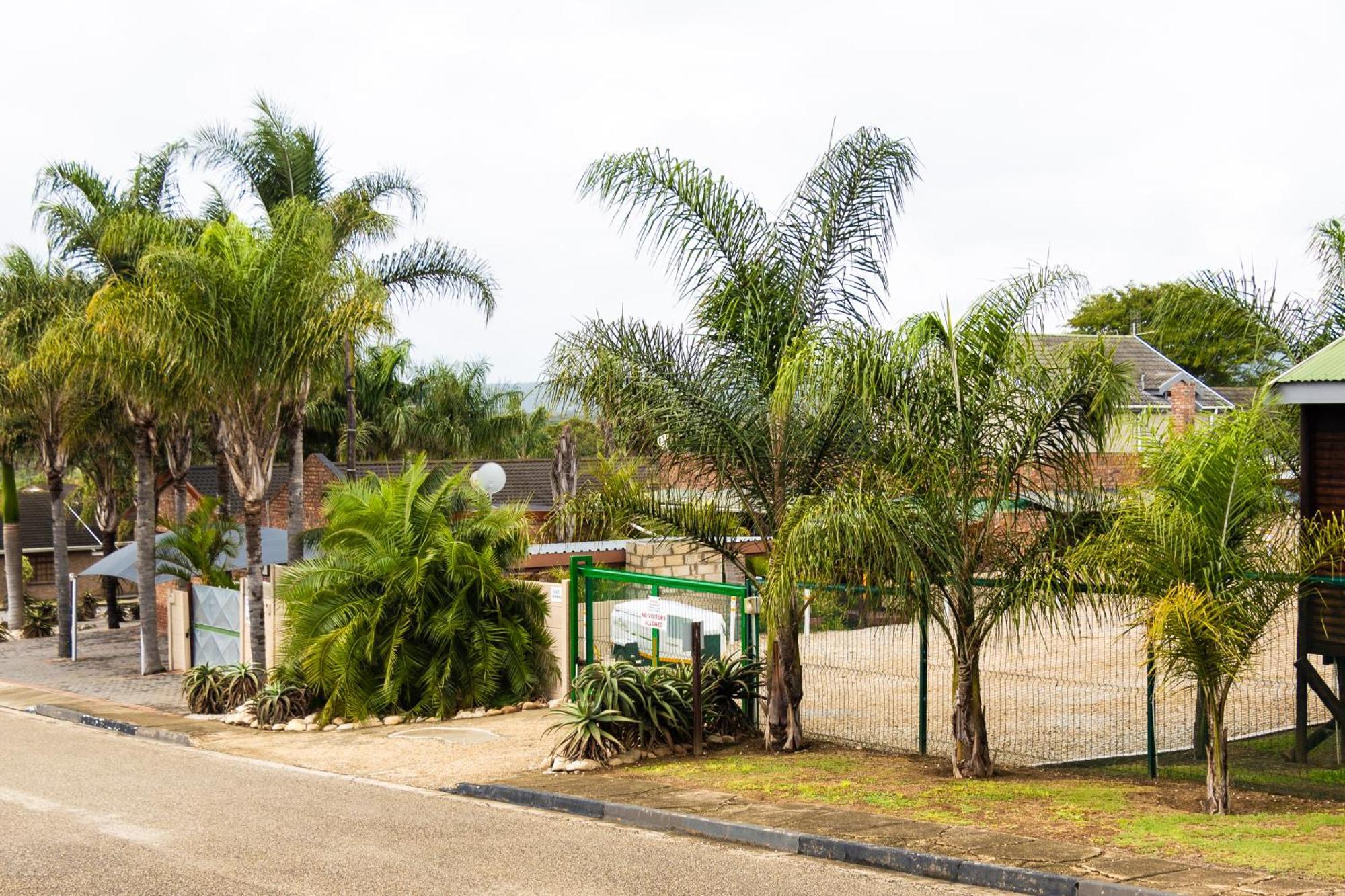 Rainbow Guest House And Tours Uitenhage Exterior photo